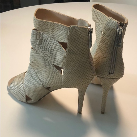 Faux Snakeskin Open Toes Heels- never worn!! - Picture 4 of 5